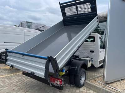 Volkswagen Crafter 35 2.0 TDI 163CV RWD PM Cabinato Bianco usata Alba