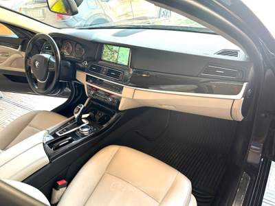 BMW Serie 5 525d 525d Touring xdrive Luxury auto E6 Nero usata BRESCIA
