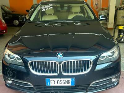 BMW Serie 5 525d 525d Touring xdrive Luxury auto E6 Nero usata BRESCIA