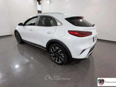 Kia XCeed Xceed 1.6 Plug-in Hybrid Style PHEV Bianco usata Albano Laziale