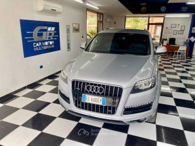 Audi Q7 3.0 tdi Advanced quattro 240cv tiptronic Argento usata Paola