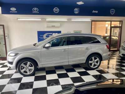 Audi Q7 3.0 tdi Advanced quattro 240cv tiptronic Argento usata Paola