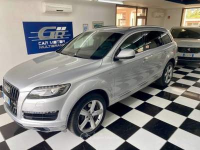 Audi Q7 3.0 tdi Advanced quattro 240cv tiptronic Argento usata Paola