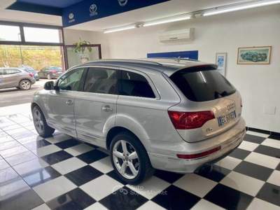 Audi Q7 3.0 tdi Advanced quattro 240cv tiptronic Argento usata Paola