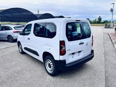 Opel Combo 1.5 Diesel 100CV S&S PC Autocarro N1 5 Posti Bianco usata Pieve di Soligo