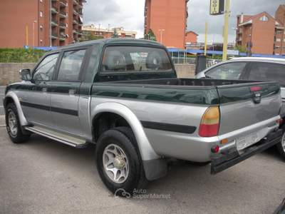 Mitsubishi L200 pick-up Verde usata Frosinone