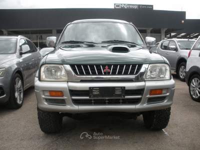 Mitsubishi L200 pick-up Verde usata Frosinone