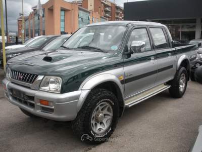 Mitsubishi L200 pick-up Verde usata Frosinone