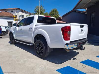 Nissan Navara Navara 2.3 dCi 4WD Double Cab Acenta Bianco usata Prato