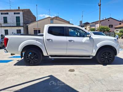 Nissan Navara Navara 2.3 dCi 4WD Double Cab Acenta Bianco usata Prato