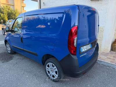 Fiat Doblò 1.6 MJT 120CV S&S Easy Blu/Azzurro usata Cirò Marina