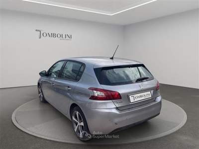 Peugeot 308 5 Porte 1.2 PureTech Turbo 110cv Access S&S Grigio usata Civitanova Marche