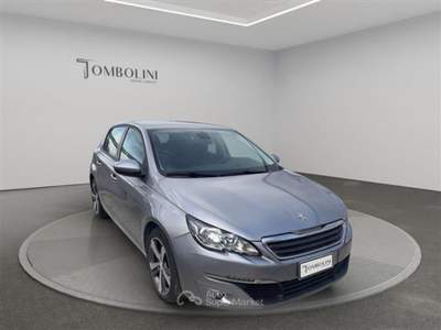 Peugeot 308 5 Porte 1.2 PureTech Turbo 110cv Access S&S Grigio usata Civitanova Marche