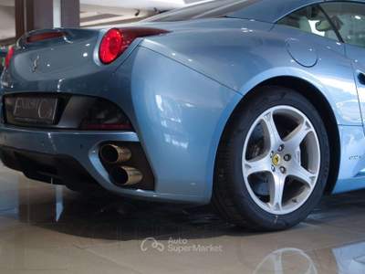 Ferrari California California 4.3 dct Blu/Azzurro usata Olbia