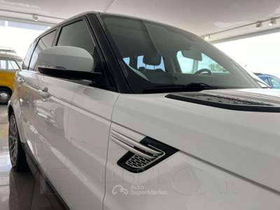 Land Rover Range Rover Sport 3.0 SD4 HSE Bianco usata Olbia