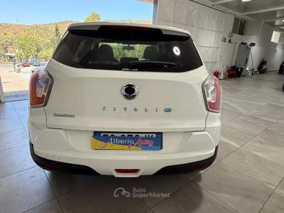SsangYong Tivoli 1.6d 2WD Be E-XDi Bianco usata ADRANO