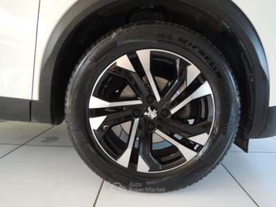 Peugeot 2008 PureTech 130 S&S Allure Pack Bianco usata Venezia