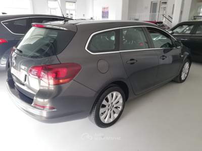 Opel Astra 1.4 Turbo Sports Tourer GPL Tech Elective Grigio usata Castellana Grotte