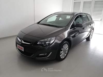 Opel Astra 1.4 Turbo Sports Tourer GPL Tech Elective Grigio usata Castellana Grotte