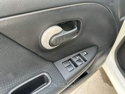 Nissan Note 1.5 dCi Visia - 2013 Bianco usata Castellana Grotte