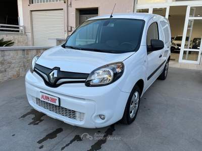 Renault Kangoo Blue dCi 8V 115CV Limited Autocarro Bianco usata Castellana Grotte