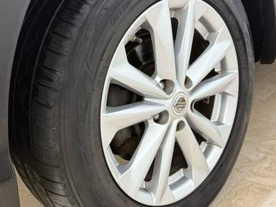 Nissan Qashqai 360 G Bianco usata Poggiomarino