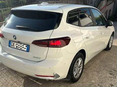 BMW Serie 2 Active Tourer 218d tenuta in perfette condizioni Bianco usata Marano di Napoli