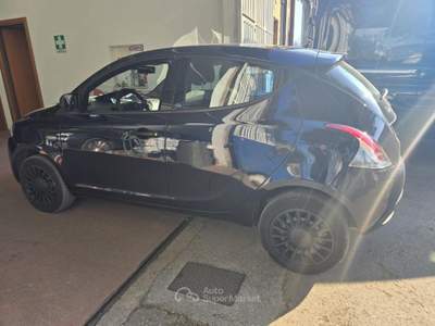 Lancia Ypsilon Ypsilon 1.2 Gold ecochic Gpl 69cv my19 rate da 99,00 usata Faenza