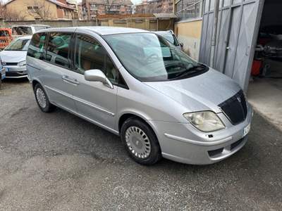 Lancia Phedra MJT 136 CV Platino Oro usata Torino