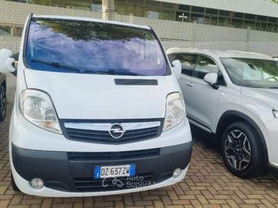 Opel Vivaro 27 2.0 CDTI 120CV PC-TN Combi 9 posti Bianco usata Savona