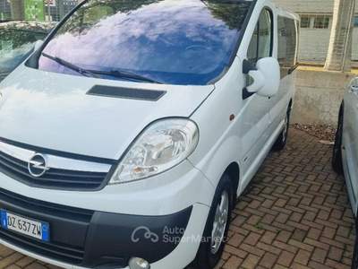 Opel Vivaro 27 2.0 CDTI 120CV PC-TN Combi 9 posti Bianco usata Savona