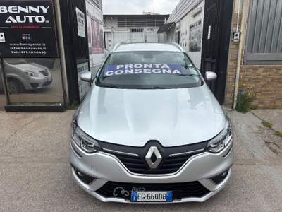 Renault Mégane  Sporter dCi 8V 110 CV Energy Zen Grigio usata Afragola