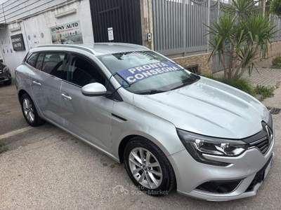 Renault Mégane  Sporter dCi 8V 110 CV Energy Zen Grigio usata Afragola