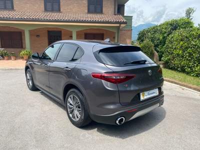 Alfa Romeo Stelvio 2.2 Turbodiesel 190 CV AT8 Q4 Business XENO/NAVIG Grigio usata Atripalda