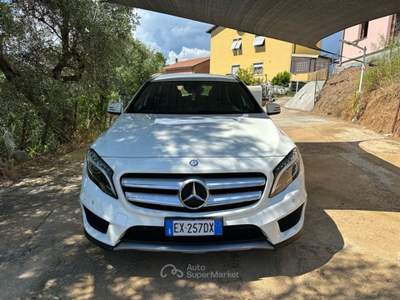 Mercedes-Benz GLA KIT ESTETICO AMG Bianco usata La Spezia