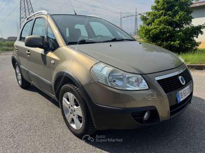 Fiat Sedici Sedici 1.6 16v Dynamic 4x4 107cv Beige usata TRAVAGLIATO