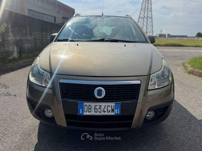 Fiat Sedici Sedici 1.6 16v Dynamic 4x4 107cv Beige usata TRAVAGLIATO