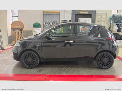 Lancia Ypsilon Ypsilon 1.0 FireFly 5p.S&S HYBRID SILVER . A.Ferr. Nero usata Venezia