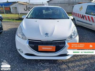 Peugeot 208 1.4 HDi 68 CV 5 porte Allure Bianco usata La Spezia