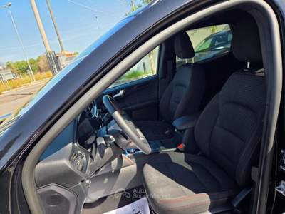 Ford Kuga 2.0 EcoBlue 120 CV aut. 2WD ST-Line Nero usata Taranto