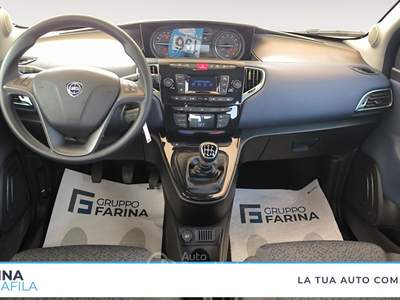 Lancia Ypsilon  - ypsilon 1.0 firefly hybrid gold s&s 70cv 5p.ti Nero usata Marcianise
