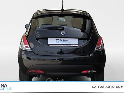 Lancia Ypsilon  - ypsilon 1.0 firefly hybrid gold s&s 70cv 5p.ti Nero usata Marcianise
