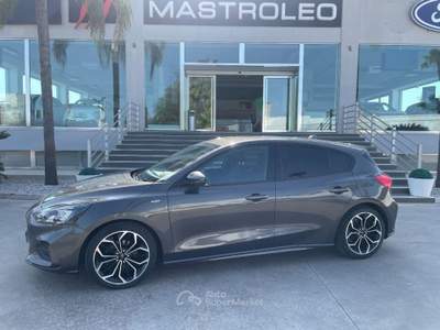 Ford Focus 1.0 EcoBoost Hybrid 125CV 5p.ST L. Grigio usata Lucugnano
