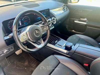 Mercedes-Benz GLA 180 GLA 180 d Automatic Premium AMG Argento usata Monopoli