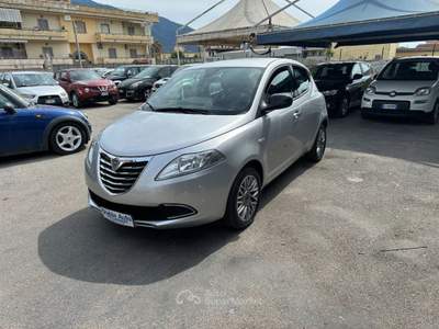 Lancia Ypsilon 1.2 69 CV 5 porte S&S Gold Grigio usata Castellammare di Stabia