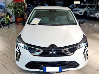 Mitsubishi Colt 1.0L turbo 90 CV Invite Bianco usata Massa