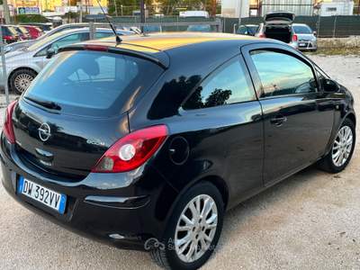 Opel Corsa ecoFLEX 3 porte Club Nero usata Terlizzi