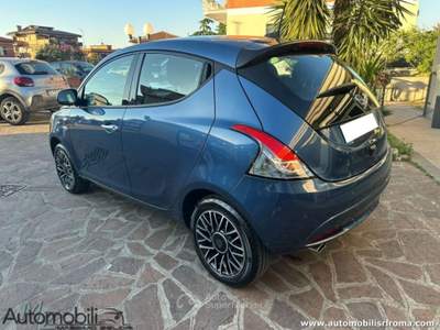 Lancia Ypsilon 1.0 FireFly 5 porte S&S Hybrid Gold Blu/Azzurro usata GENZANO DI ROMA