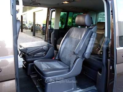 Volkswagen Multivan 2.0 BiTDI 180CV DSG Highline PACCHETTO NOTTE Marrone usata Calolziocorte