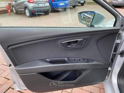 Seat Leon 1.6 TDI 110 CV DSG ST Start/Stop Style Argento usata Brusnengo